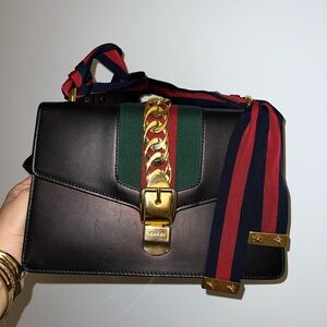Gucci sylvie leather handbag
